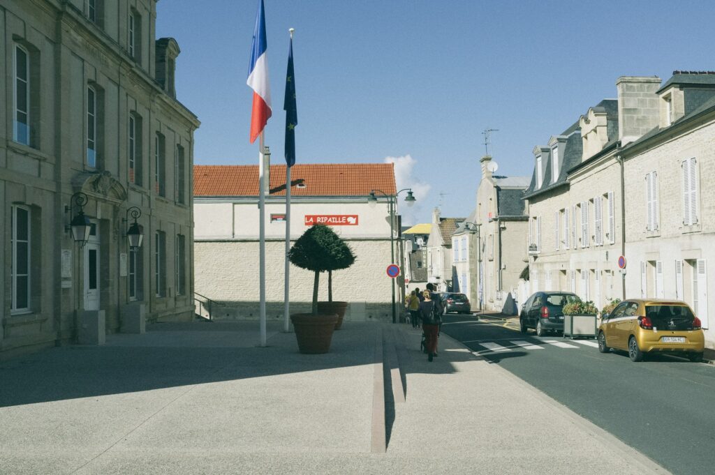 Rue d'une ville française : le marché du viager en 2024