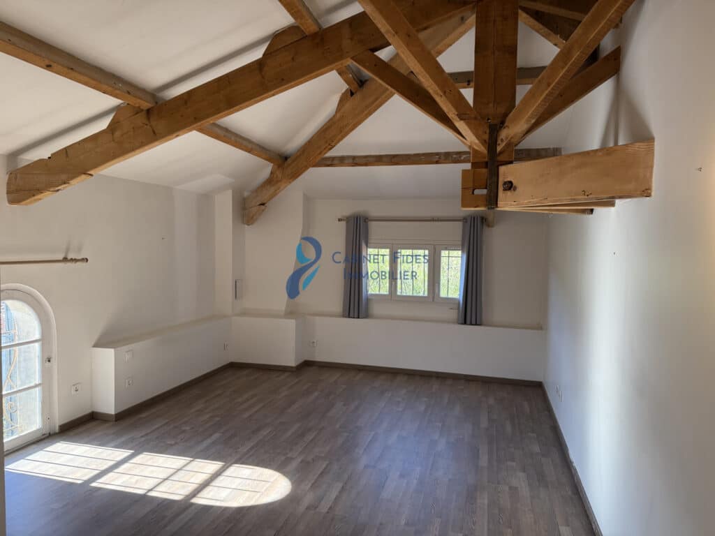Appartement T6 en location meublée à Toulon La Garde – Le Ma