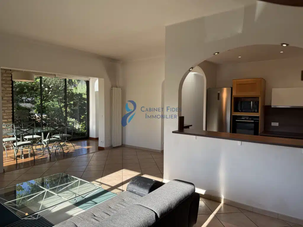 Appartement T6 en location meublée à Toulon La Garde – Le Ma