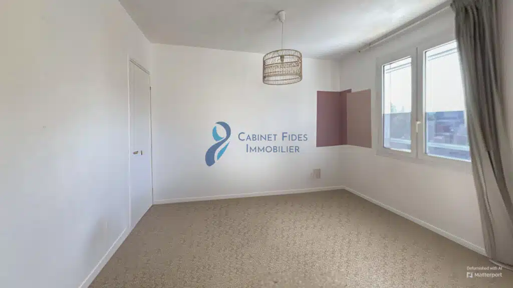 EXCLUSIVITÉ   QUARTIER DE JANAS   MAISON INDÉPENDANTE AVEC D