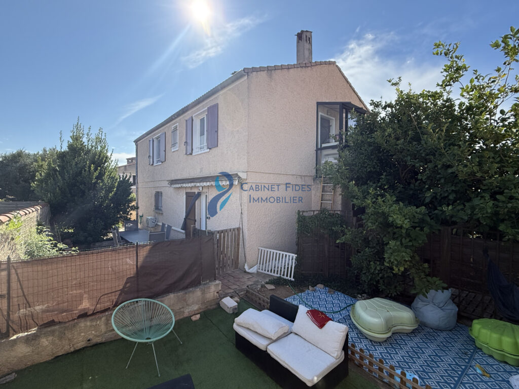 EXCLUSIVITÉ   QUARTIER DE JANAS   MAISON INDÉPENDANTE AVEC D