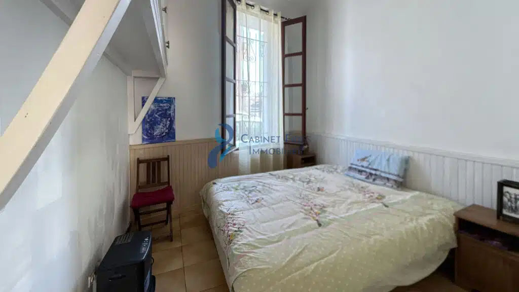 Maison de Ville 64 m2 avec Cour & Véranda   Viager Occupé (B