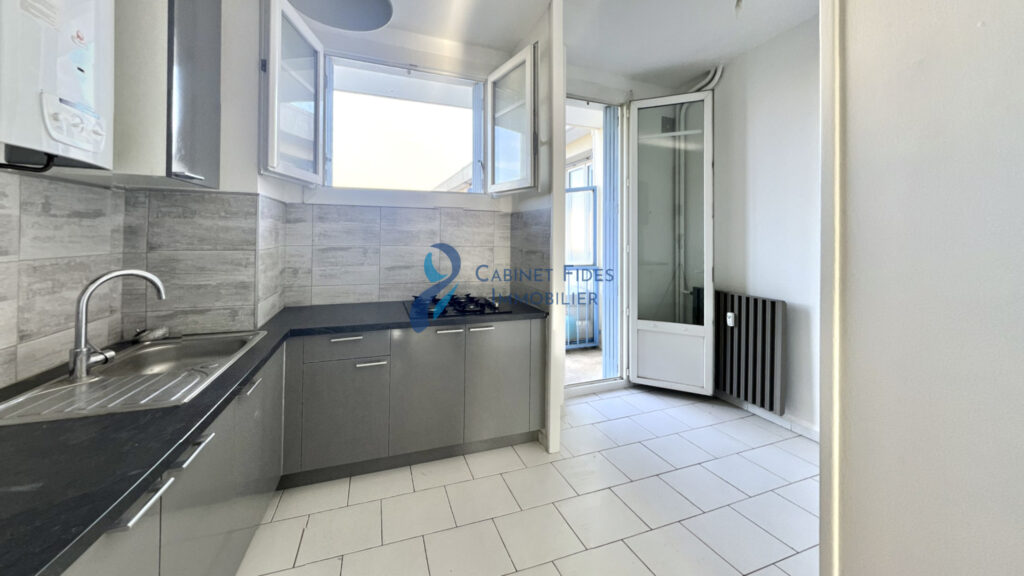 EXCLUSIVITÉ   T2 avec locataire en place   Idéal investissem