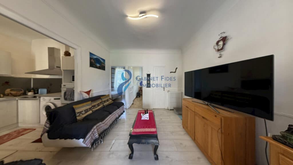 Maison de Ville 64 m2 avec Cour & Véranda   Viager Occupé (B