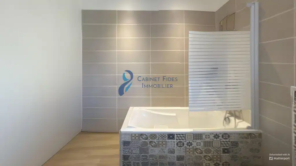 EXCLUSIVITÉ   QUARTIER DE JANAS   MAISON INDÉPENDANTE AVEC D