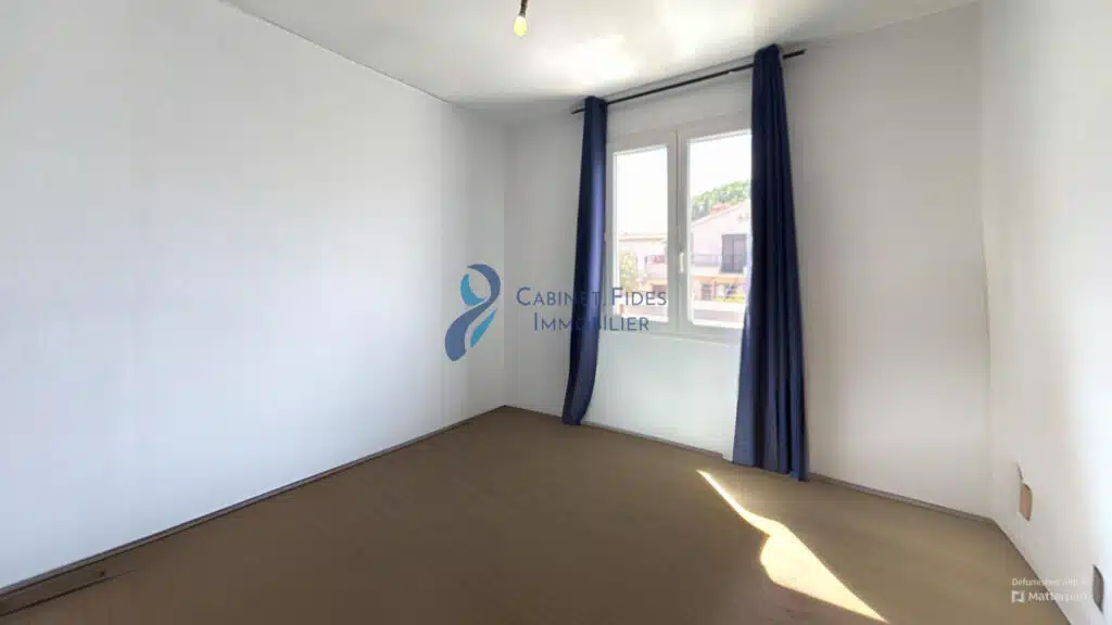 EXCLUSIVITÉ   QUARTIER DE JANAS   MAISON INDÉPENDANTE AVEC D