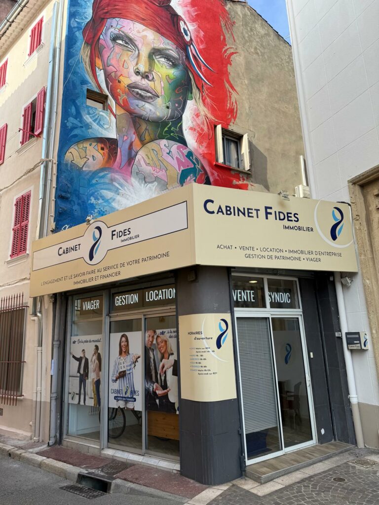 Façade de l'agence FIDES Immobilier, 1 rue Ramatuelle à La Seyne-sur-Mer