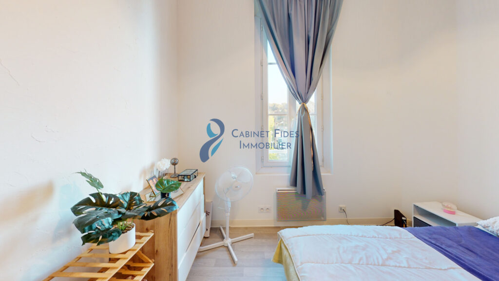 À LOUER   JOLI T2 MEUBLÉ   CALME & LUMIÈRE   VUE ARBRES