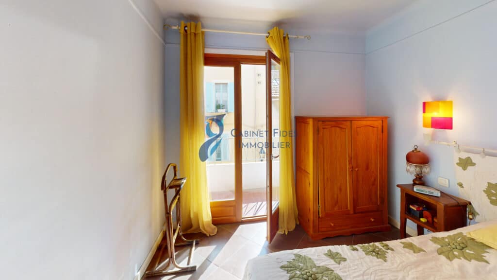 Charmant T2 lumineux   40 m2   Balcon   Quartier central La