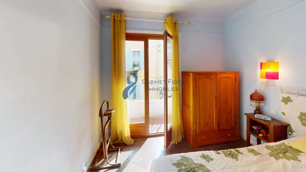 Charmant T2 lumineux   40 m2   Balcon   Quartier central La