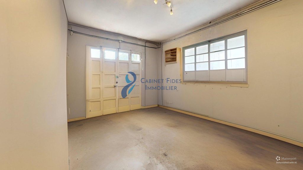 Grande maison de caractère avec volumes exceptionnels, parce
